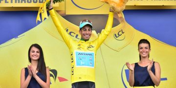 Fabio Aru deixa Froome para trás e assume a camisa amarela no Tour de France