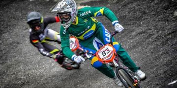 Priscilla Stevaux vence as duas disputas da Copa Latino-Americana de BMX Racing