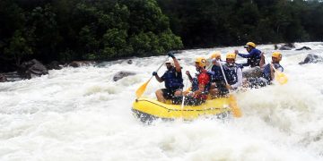 Adrenalina pura em um rafting pelo Rio do Sono, no Jalapão