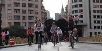Evento de bike exclusivo para mulheres acontece em São Paulo